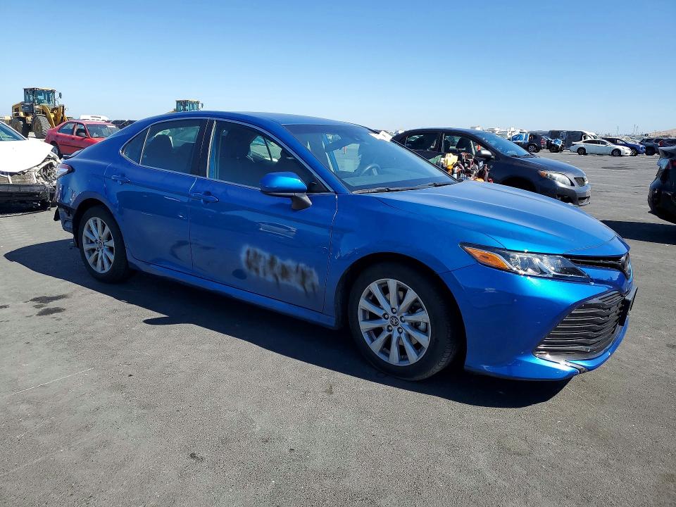 2020 Toyota Camry მანქანა იყიდება აუქციონზე, vin: 4T1C11AK8LU309207, აუქციონის ნომერი: 70958126