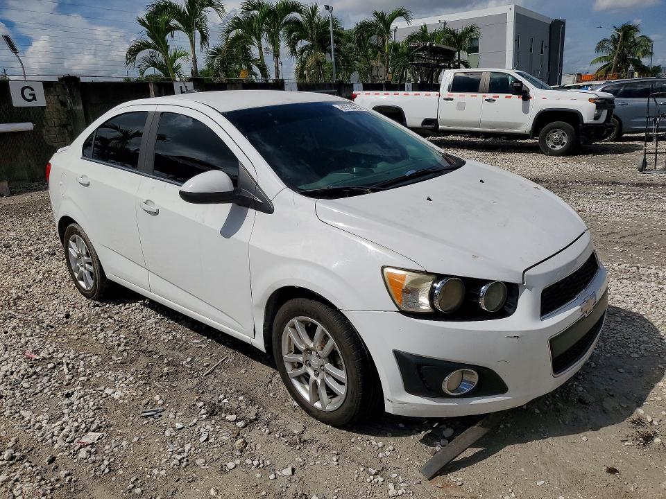 Продажа на аукционе авто 2015 Chevrolet Sonic, vin: 1G1JC5SH6F4180171, номер лота: 69704696