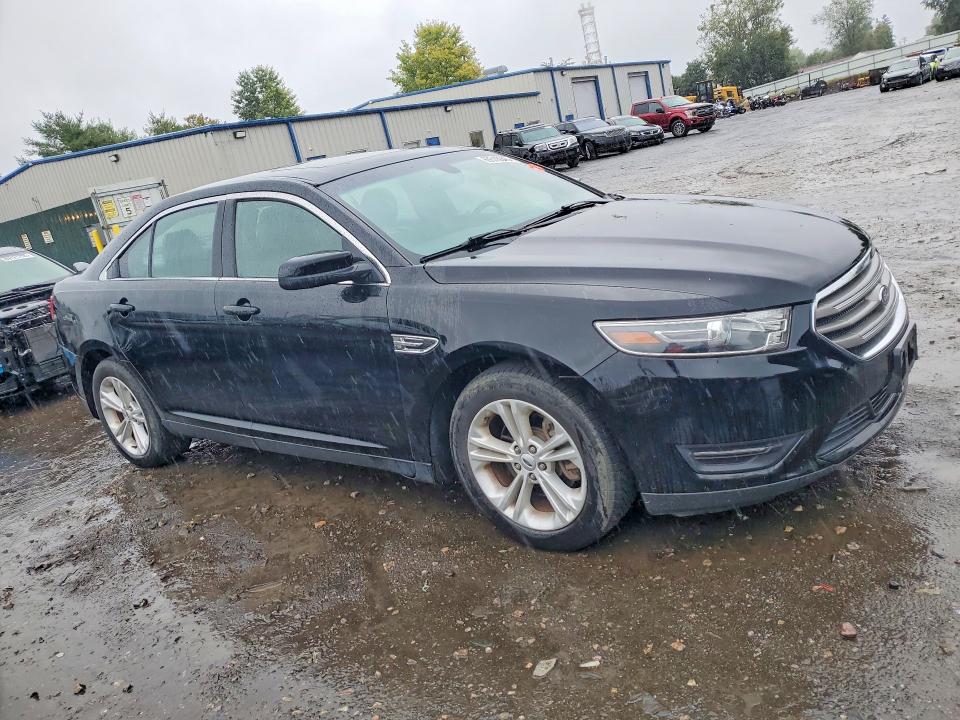 2018 Ford Taurus მანქანა იყიდება აუქციონზე, vin: 1FAHP2E88JG103822, აუქციონის ნომერი: 69316046