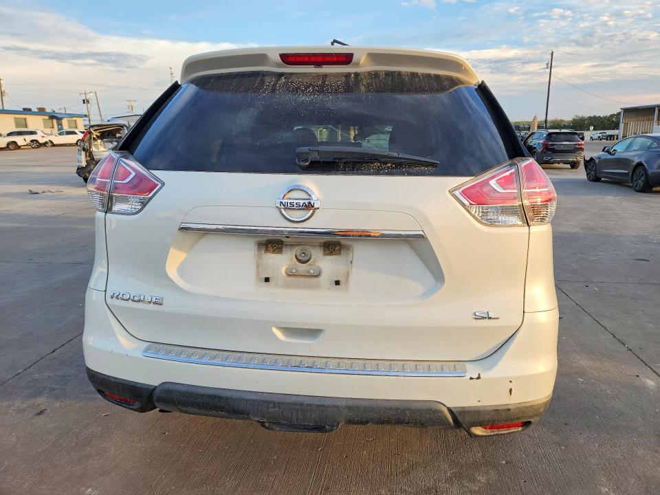2015 Nissan Rogue მანქანა იყიდება აუქციონზე, vin: 5N1AT2MT8FC806330, აუქციონის ნომერი: 70652406