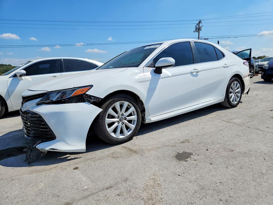 Продажа на аукционе авто 2019 Toyota Camry, vin: 4T1B11HK8KU227199, номер лота: 69652346