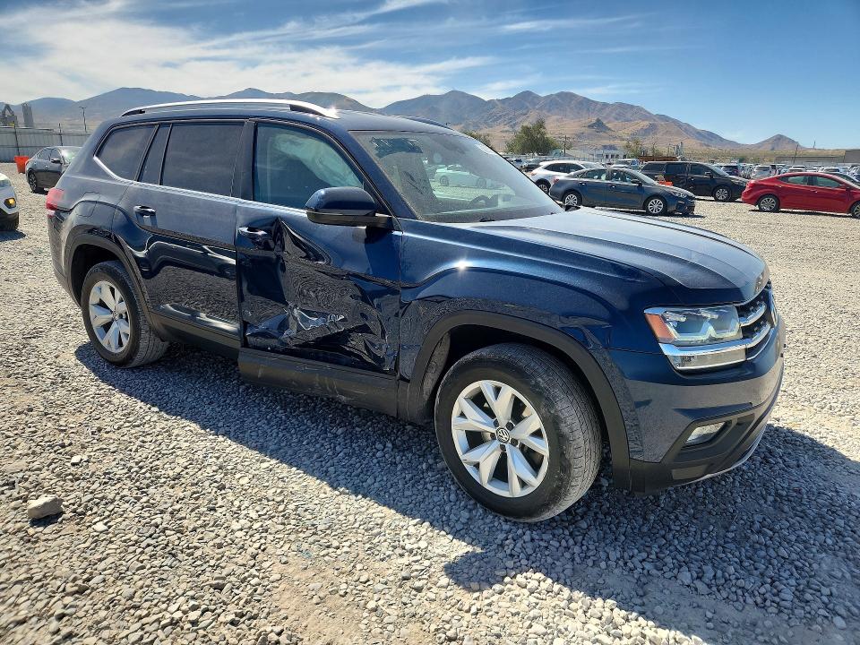68999766 :رقم المزاد ، 1V2KR2CA0JC553258 vin ، 2018 Volkswagen Atlas مزاد بيع