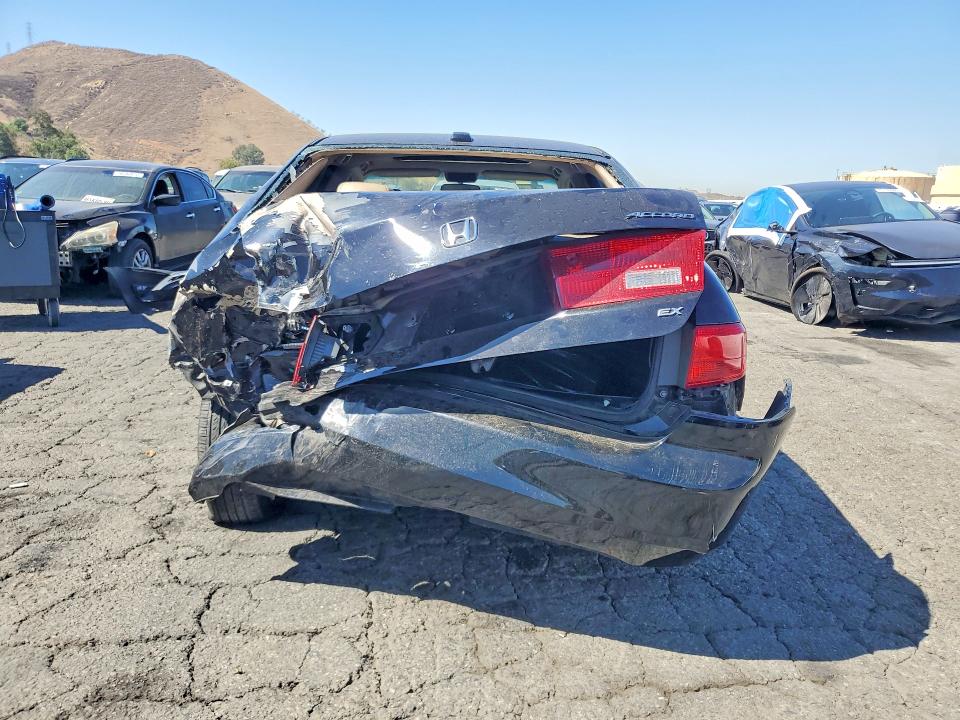 2005 Honda Accord მანქანა იყიდება აუქციონზე, vin: 1HGCM56835A030737, აუქციონის ნომერი: 69965656