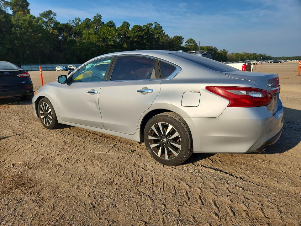 Продажа на аукционе авто 2018 Nissan Altima, vin: 1N4AL3APXJC199363, номер лота: 69082306