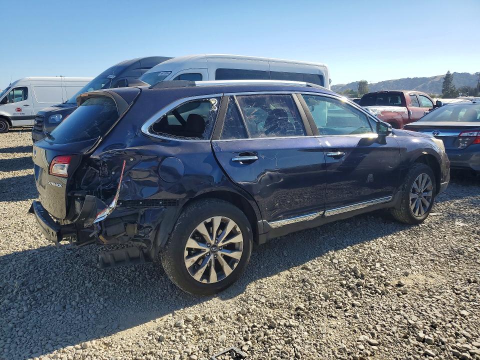Продажа на аукционе авто 2018 Subaru Outback, vin: 4S4BSATC7J3221556, номер лота: 68763606