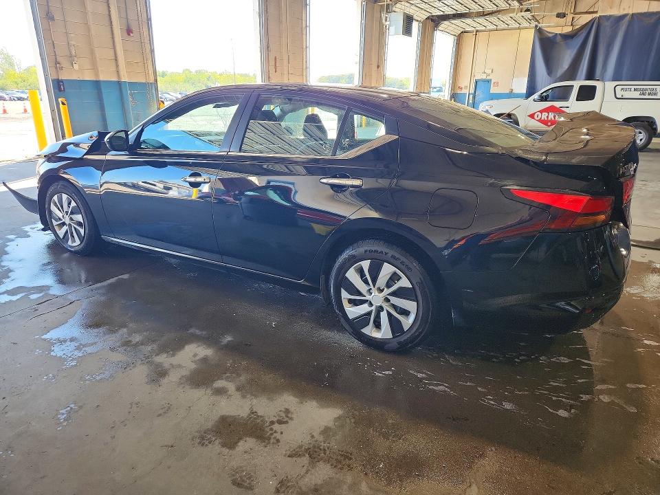 68695296 :رقم المزاد ، 1N4BL4BV1PN353379 vin ، 2023 Nissan Altima مزاد بيع