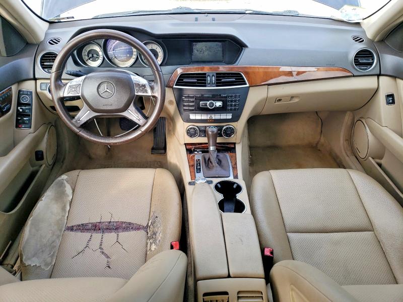 68252976 :رقم المزاد ، WDDGF8BB0CR229231 vin ، 2012 Mercedes-benz C مزاد بيع