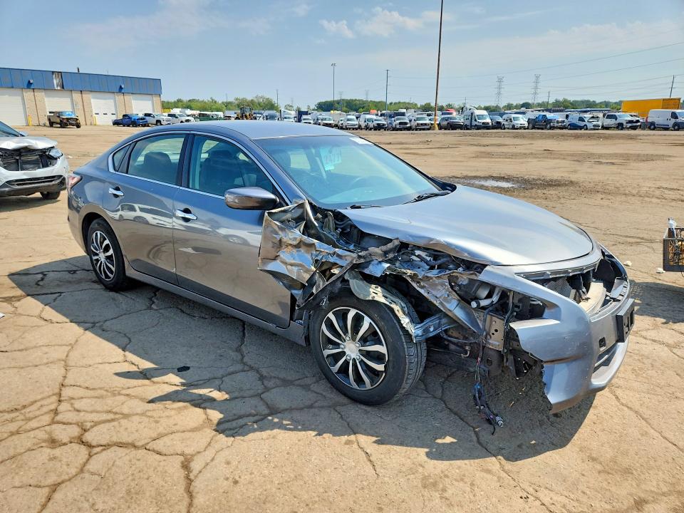 67223176 :رقم المزاد ، 1N4AL3AP0FC413056 vin ، 2015 Nissan Altima مزاد بيع