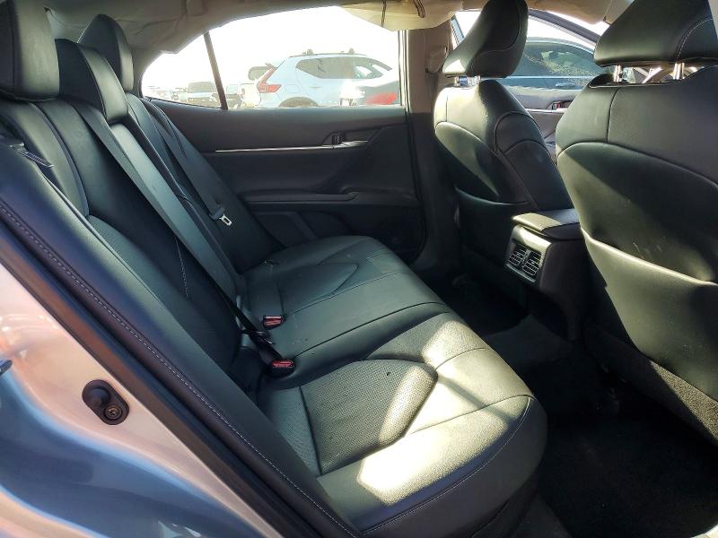 Продаж на аукціоні авто 2021 Toyota Camry, vin: 4T1K31AK2MU551174, номер лоту: 69990466