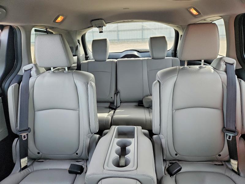 Продажа на аукционе авто 2018 Honda Odyssey, vin: 5FNRL6H97JB057707, номер лота: 68666176