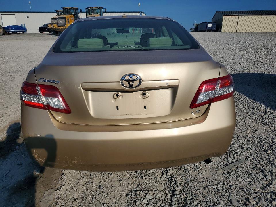 2011 Toyota Camry მანქანა იყიდება აუქციონზე, vin: 4T1BF3EK3BU721889, აუქციონის ნომერი: 69084706