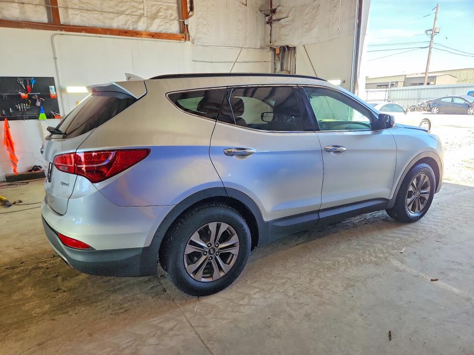 2016 Hyundai Santa Fe Sport მანქანა იყიდება აუქციონზე, vin: 5XYZU3LB2GG353614, აუქციონის ნომერი: 68834746