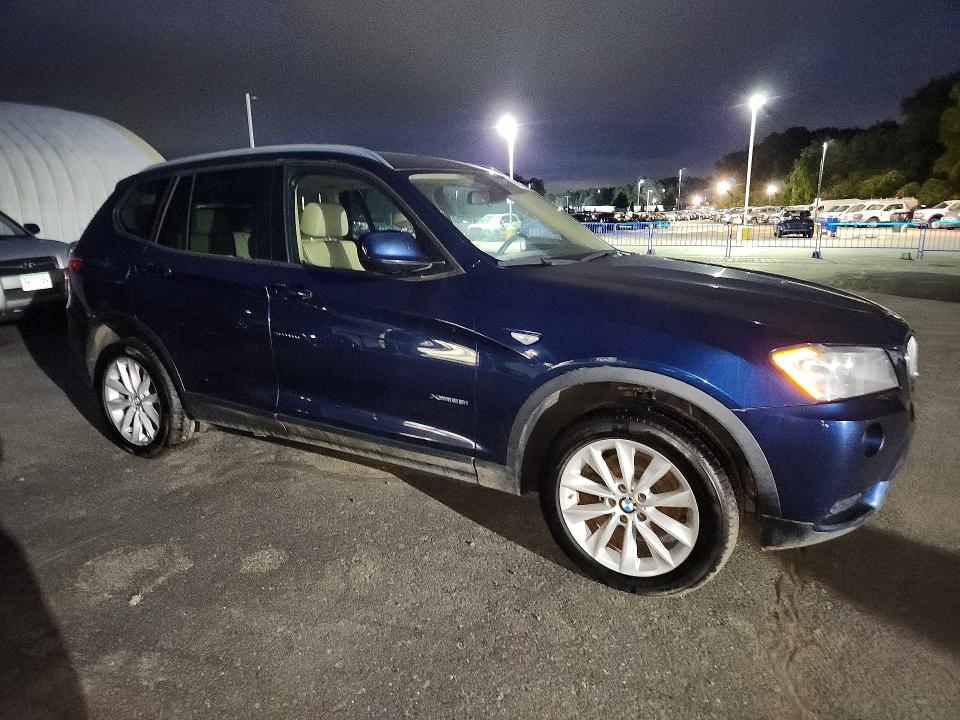 70893696 :رقم المزاد ، 5UXWX9C59D0A23186 vin ، 2013 Bmw X3 مزاد بيع