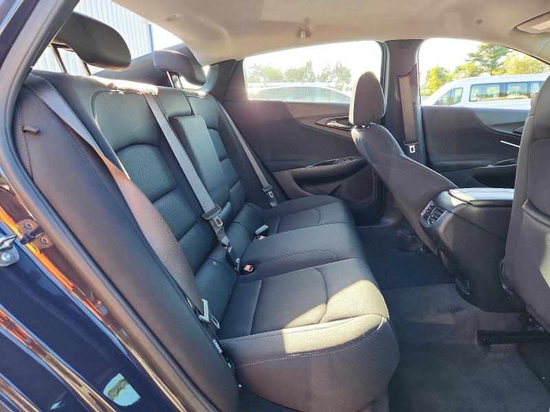 Продажа на аукционе авто 2025 Chevrolet Malibu, vin: 1G1ZD5ST3SF142383, номер лота: 69012666