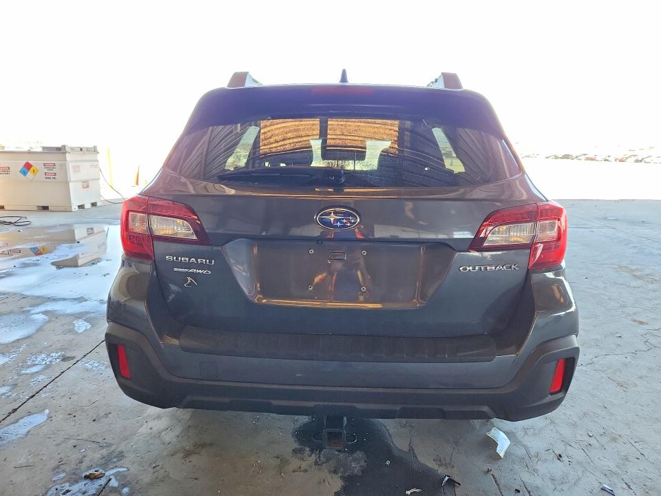 2018 Subaru Outback მანქანა იყიდება აუქციონზე, vin: 4S4BSAKC2J3213432, აუქციონის ნომერი: 70853136
