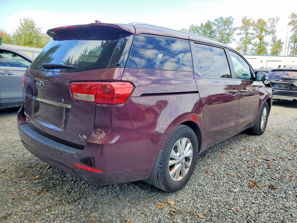 69787646 :رقم المزاد ، KNDMB5C14G6200156 vin ، 2016 Kia Sedona مزاد بيع