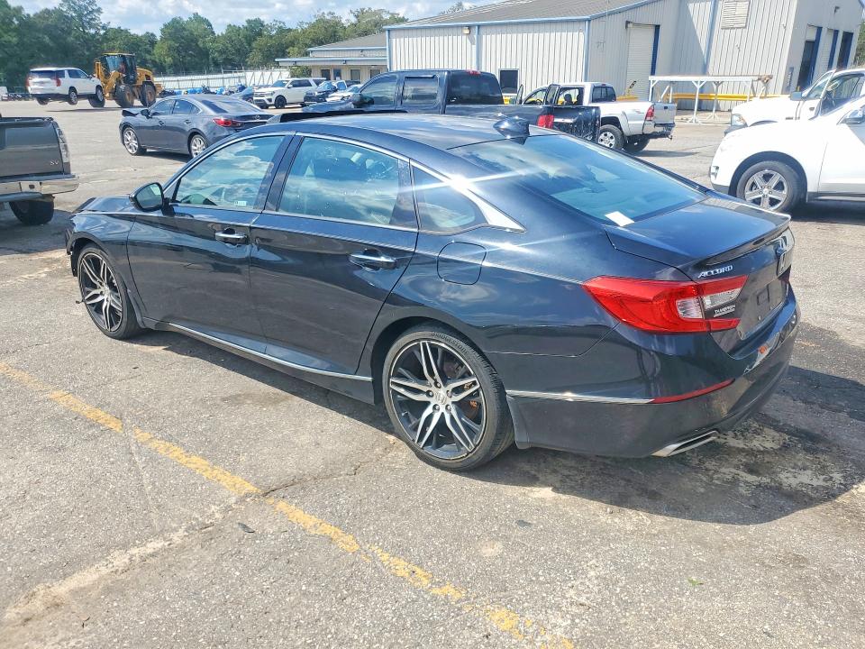 67327706 :رقم المزاد ، 1HGCV2F90MA006317 vin ، 2021 Honda Accord مزاد بيع