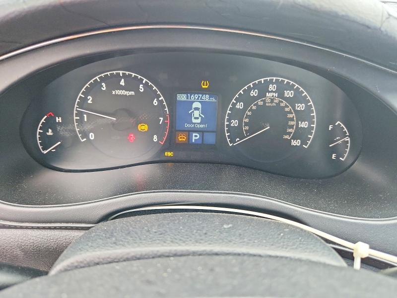 67910536 :رقم المزاد ، KMHGC4DE6AU100726 vin ، 2010 Hyundai Genesis مزاد بيع
