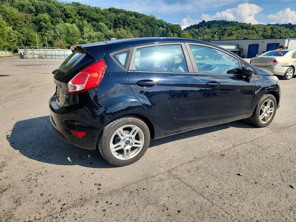 68197066 :رقم المزاد ، 3FADP4EJ1KM113497 vin ، 2019 Ford Fiesta مزاد بيع