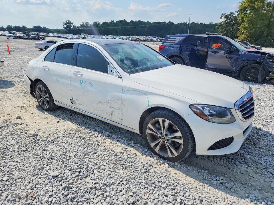 67455036 :رقم المزاد ، 55SWF4JB7HU214365 vin ، 2017 Mercedes-benz C مزاد بيع