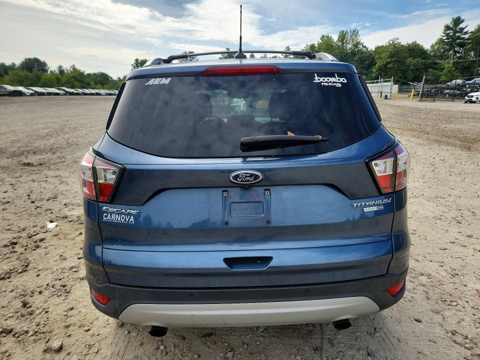 Продажа на аукционе авто 2018 Ford Escape, vin: 1FMCU9J95JUB92475, номер лота: 68548586