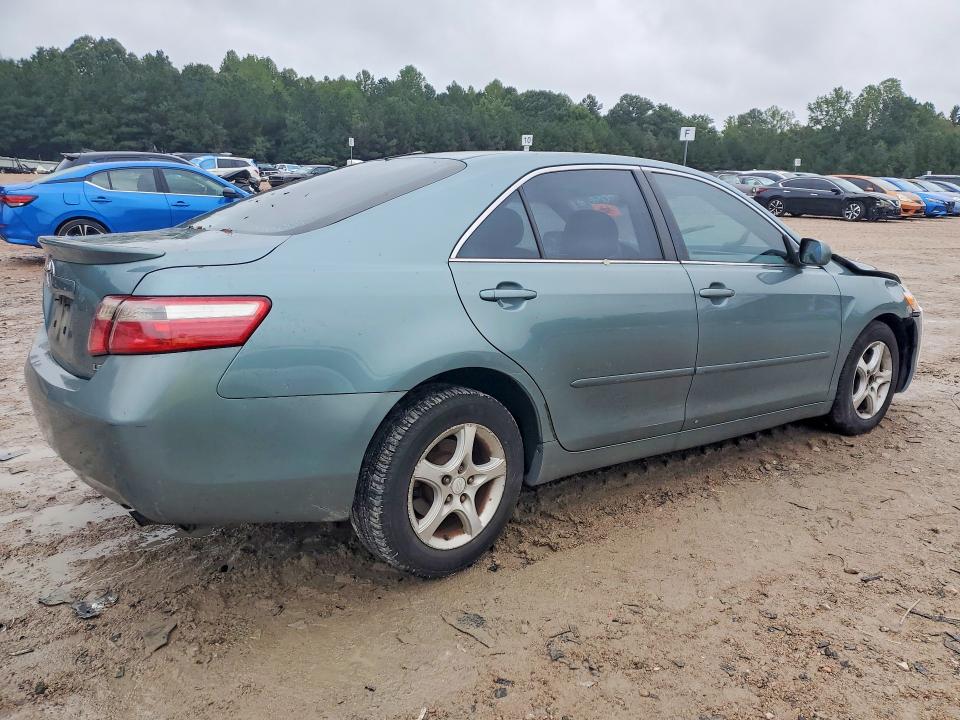 69325226 :رقم المزاد ، 4T1BE46KX7U590751 vin ، 2007 Toyota Camry مزاد بيع