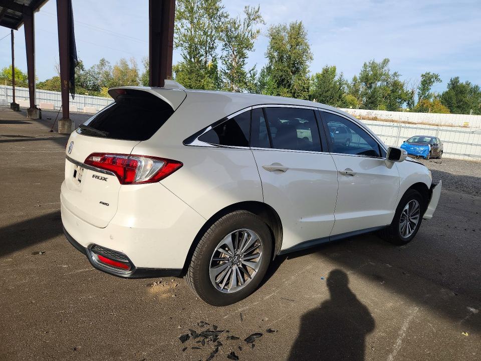 69723196 :رقم المزاد ، 5J8TB4H74HL011305 vin ، 2017 Acura Rdx مزاد بيع