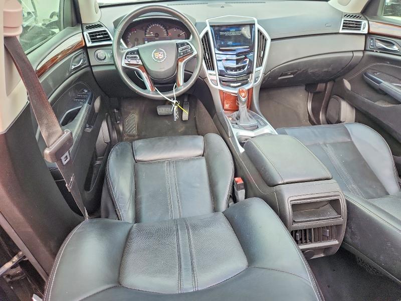 67867116 :رقم المزاد ، 3GYFNCE3XFS561270 vin ، 2015 Cadillac Srx مزاد بيع