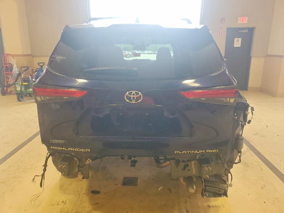 Aukcja sprzedaży 2023 Toyota Highlander, vin: 5TDKDRBH5PS035810, numer aukcji: 69126326