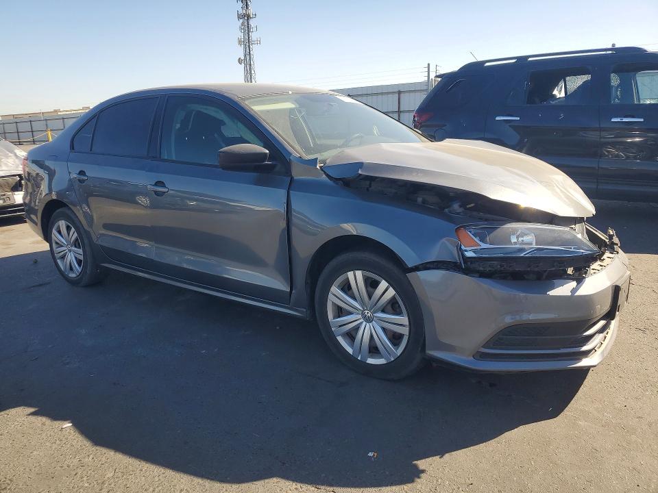68334856 :رقم المزاد ، 3VWLA7AJ3FM418596 vin ، 2015 Volkswagen Jetta مزاد بيع