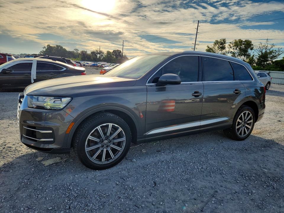 Продажа на аукционе авто 2018 Audi Q7, vin: WA1LAAF77JD033540, номер лота: 70831706