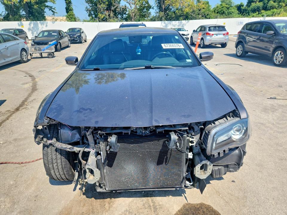 2018 Chrysler 300 მანქანა იყიდება აუქციონზე, vin: 2C3CCABT5JH276015, აუქციონის ნომერი: 67366576