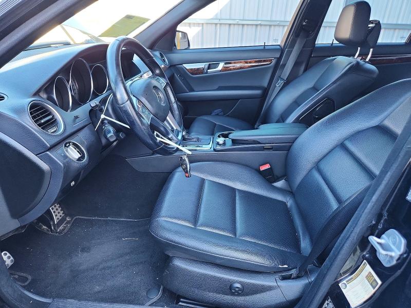 2012 Mercedes-benz C მანქანა იყიდება აუქციონზე, vin: WDDGF8BB1CR209036, აუქციონის ნომერი: 68042346