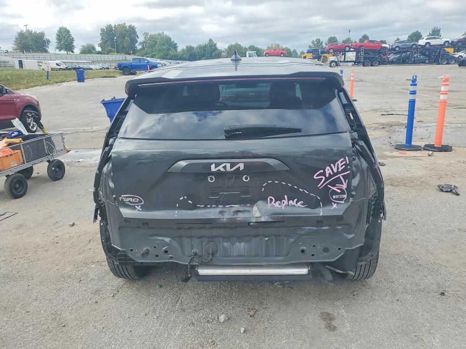 70101566 :رقم المزاد ، KNDCP3LE1T5356675 vin ، 2026 Kia Niro مزاد بيع