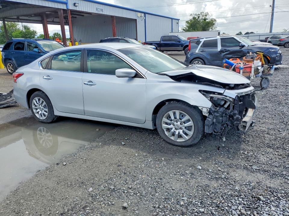 2014 Nissan Altima მანქანა იყიდება აუქციონზე, vin: 1N4AL3AP1EN364534, აუქციონის ნომერი: 67964086