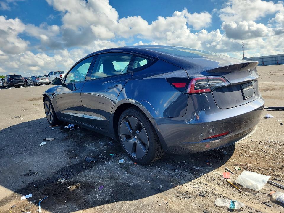 68741676 :رقم المزاد ، 5YJ3E1EA2PF420098 vin ، 2023 Tesla Model 3 مزاد بيع