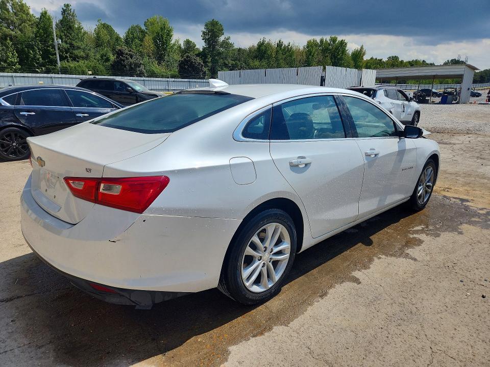 68255006 :رقم المزاد ، 1G1ZE5ST8HF198504 vin ، 2017 Chevrolet Malibu مزاد بيع