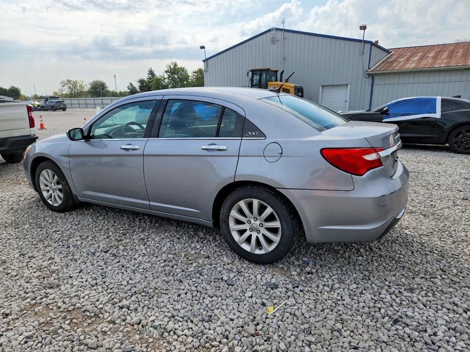 69380546 :رقم المزاد ، 1C3CCBCG9DN555583 vin ، 2013 Chrysler 200 مزاد بيع