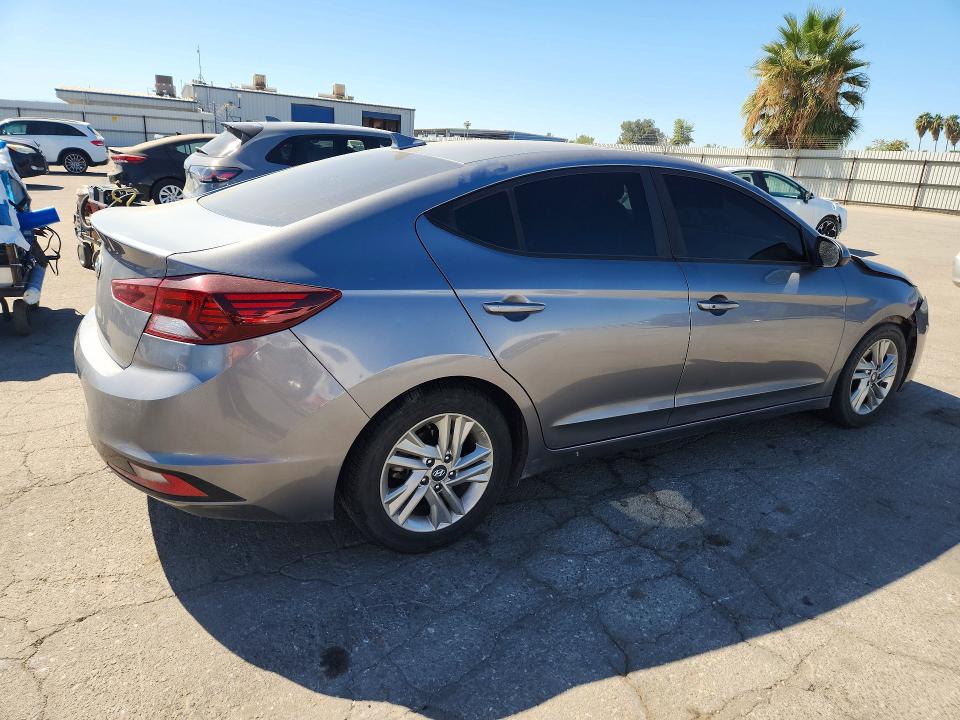 70383976 :رقم المزاد ، KMHD84LFXKU878107 vin ، 2019 Hyundai Elantra مزاد بيع