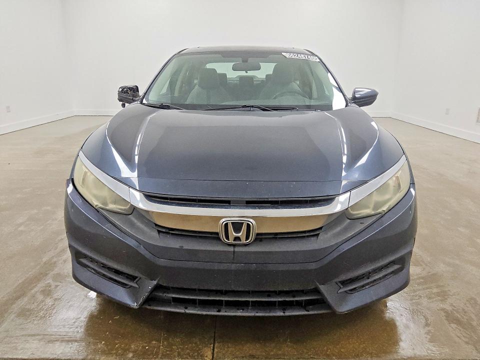 66248746 :رقم المزاد ، 19XFC2F79GE054111 vin ، 2016 Honda Civic مزاد بيع