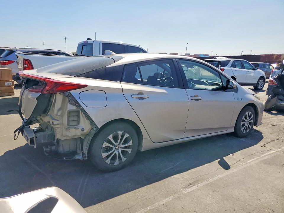 2020 Toyota Prius Prime მანქანა იყიდება აუქციონზე, vin: JTDKARFP1L3145808, აუქციონის ნომერი: 70254546