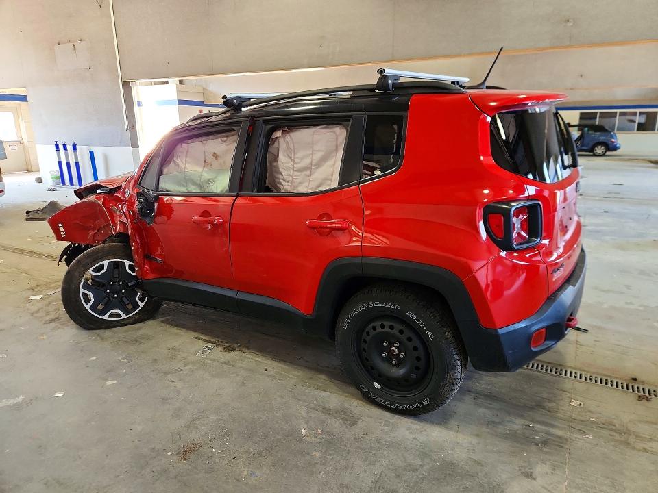 67658536 :رقم المزاد ، ZACCJBCT4GPC51393 vin ، 2016 Jeep Renegade مزاد بيع
