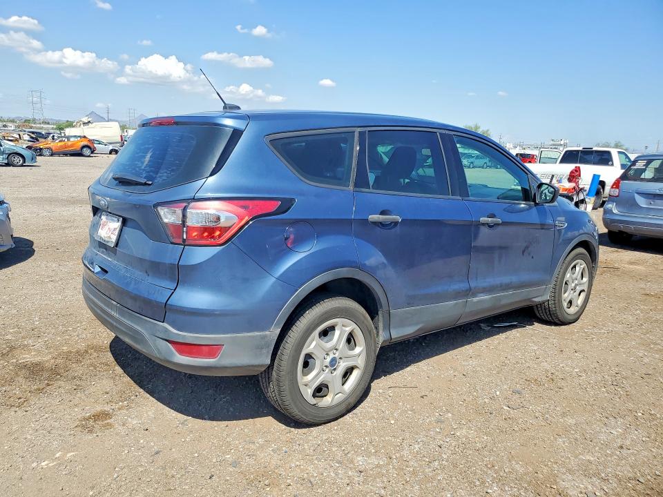 Продаж на аукціоні авто 2018 Ford Escape, vin: 1FMCU0F79JUA10392, номер лоту: 67272256