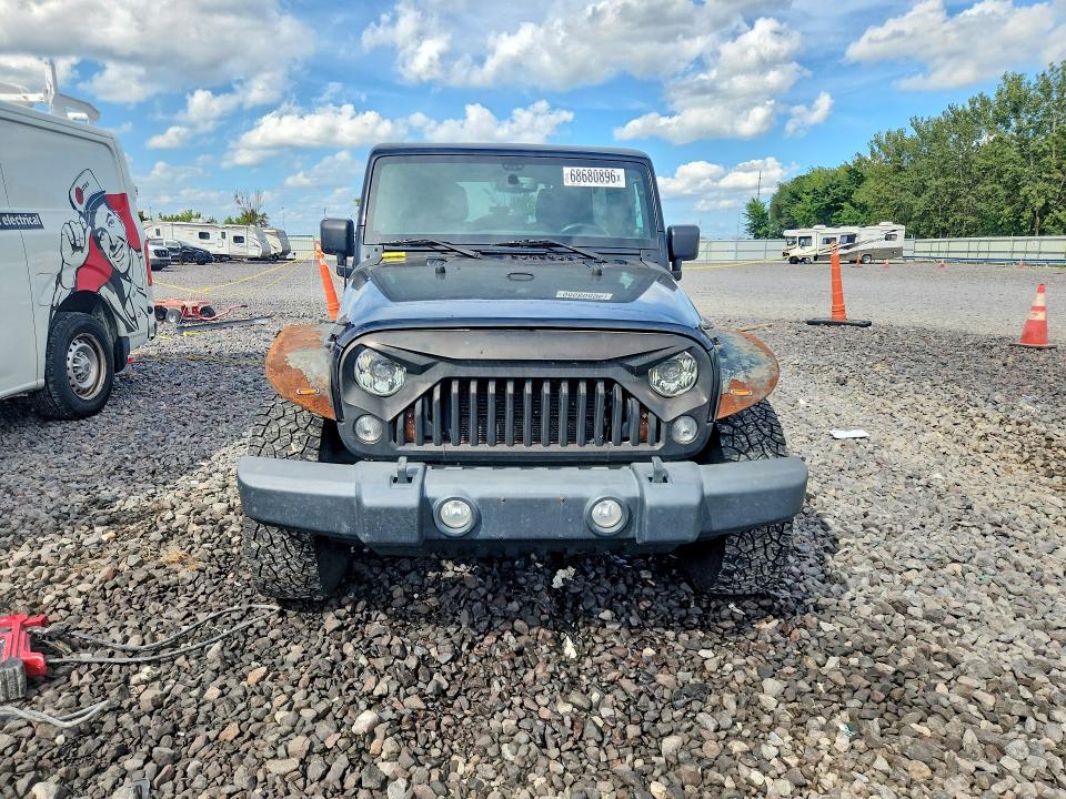 68680896 :رقم المزاد ، 1C4BJWFG7EL145104 vin ، 2014 Jeep Wrangler Unlimited مزاد بيع