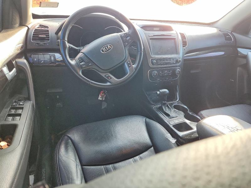 67847416 :رقم المزاد ، 5XYKW4A75FG565261 vin ، 2015 Kia Sorento مزاد بيع