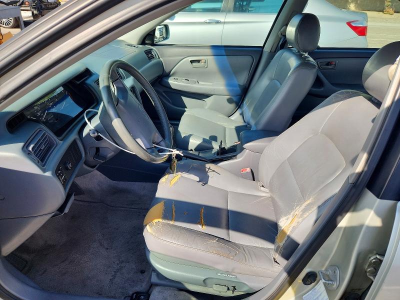68807266 :رقم المزاد ، 4T1BF28K3YU096649 vin ، 2000 Toyota Camry مزاد بيع