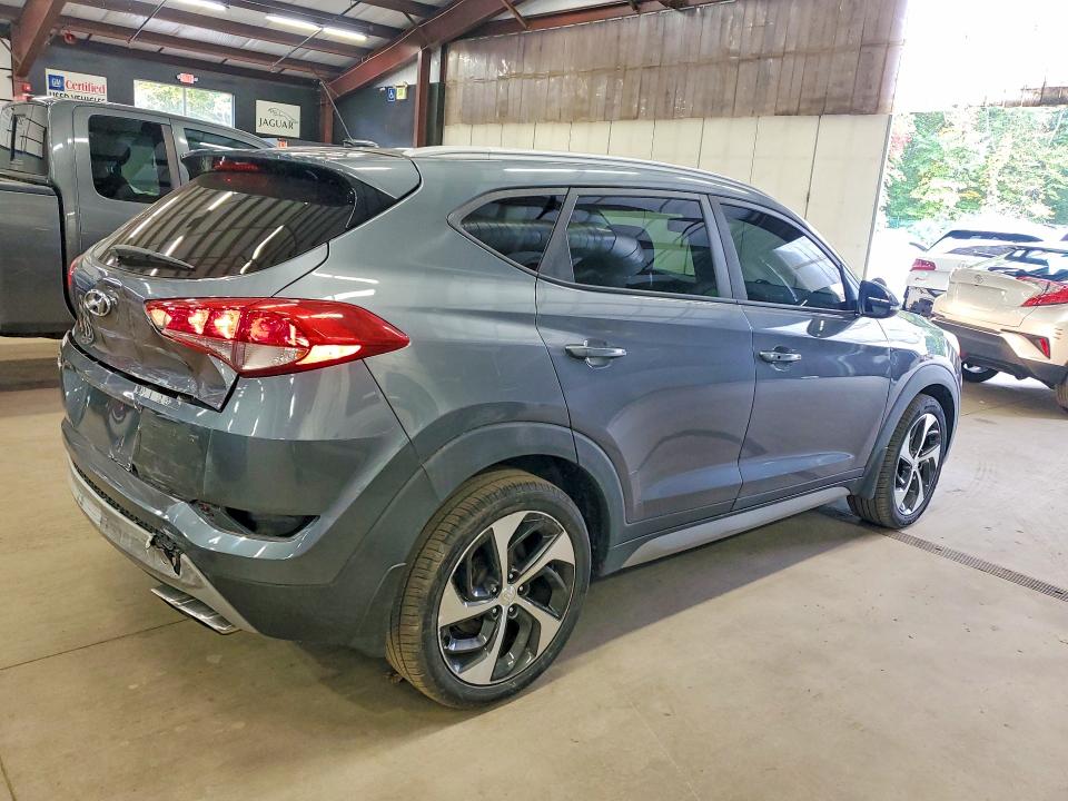 Продажа на аукционе авто 2017 Hyundai Tucson, vin: KM8J33A21HU324068, номер лота: 71030706