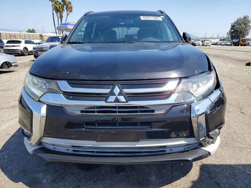 Продажа на аукционе авто 2018 Mitsubishi Outlander, vin: JA4AD3A33JZ021628, номер лота: 69451086