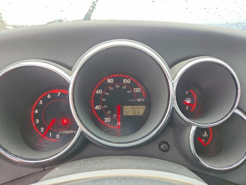 70582456 :رقم المزاد ، 2T1LR32EX4C290479 vin ، 2004 Toyota Matrix مزاد بيع