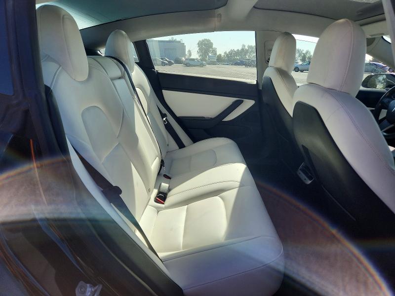Продажа на аукционе авто 2018 Tesla Model 3, vin: 5YJ3E1EA4JF166305, номер лота: 66709906